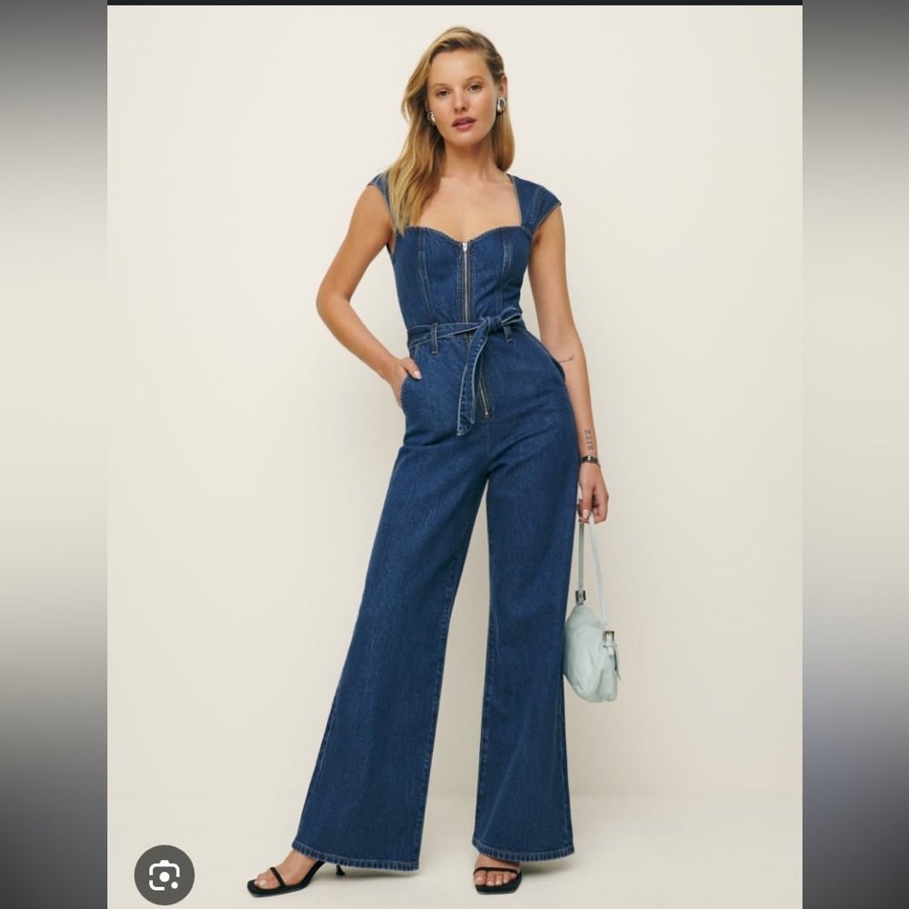 NWT Reformation Calypso wide leg denim jumpsuit- blue size 4